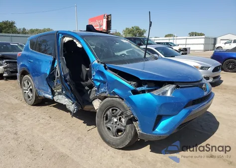 2017 Toyota Rav4 Le z USA, uszkodzony, nr VIN JTMBFREV4HJ716759